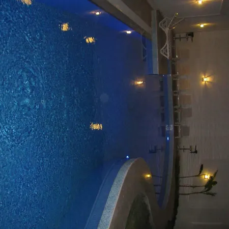 Boyalik Demirel & מלון *